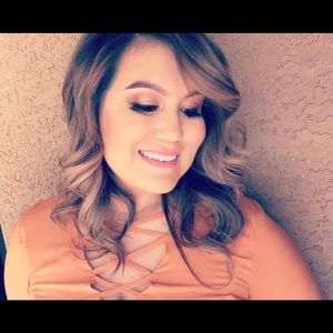 Meet your Posher, Karina